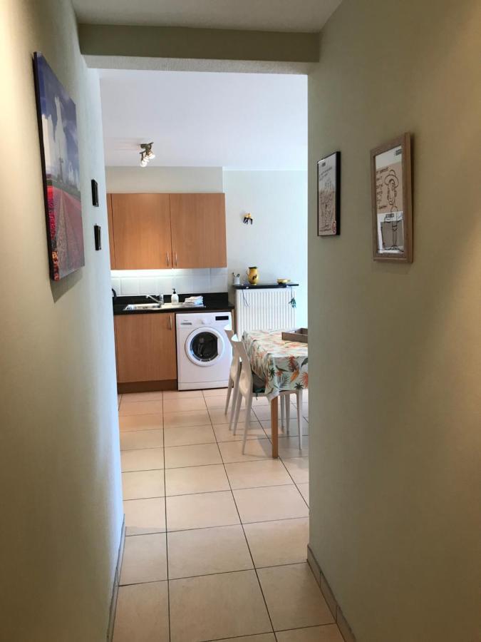 Appartement Pablo met garagebox 50m van zee Koksijde Buitenkant foto