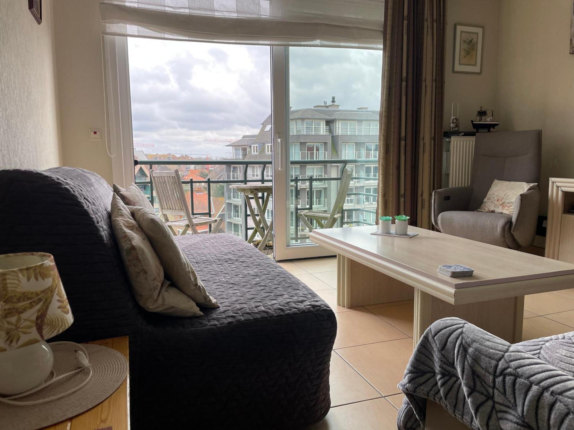 Appartement Pablo met garagebox 50m van zee Koksijde Buitenkant foto