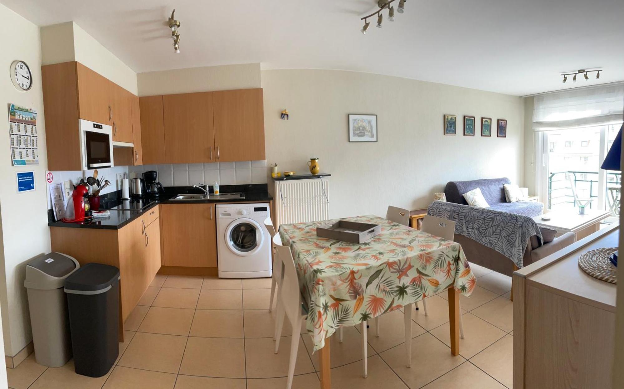 Appartement Pablo met garagebox 50m van zee Koksijde Buitenkant foto