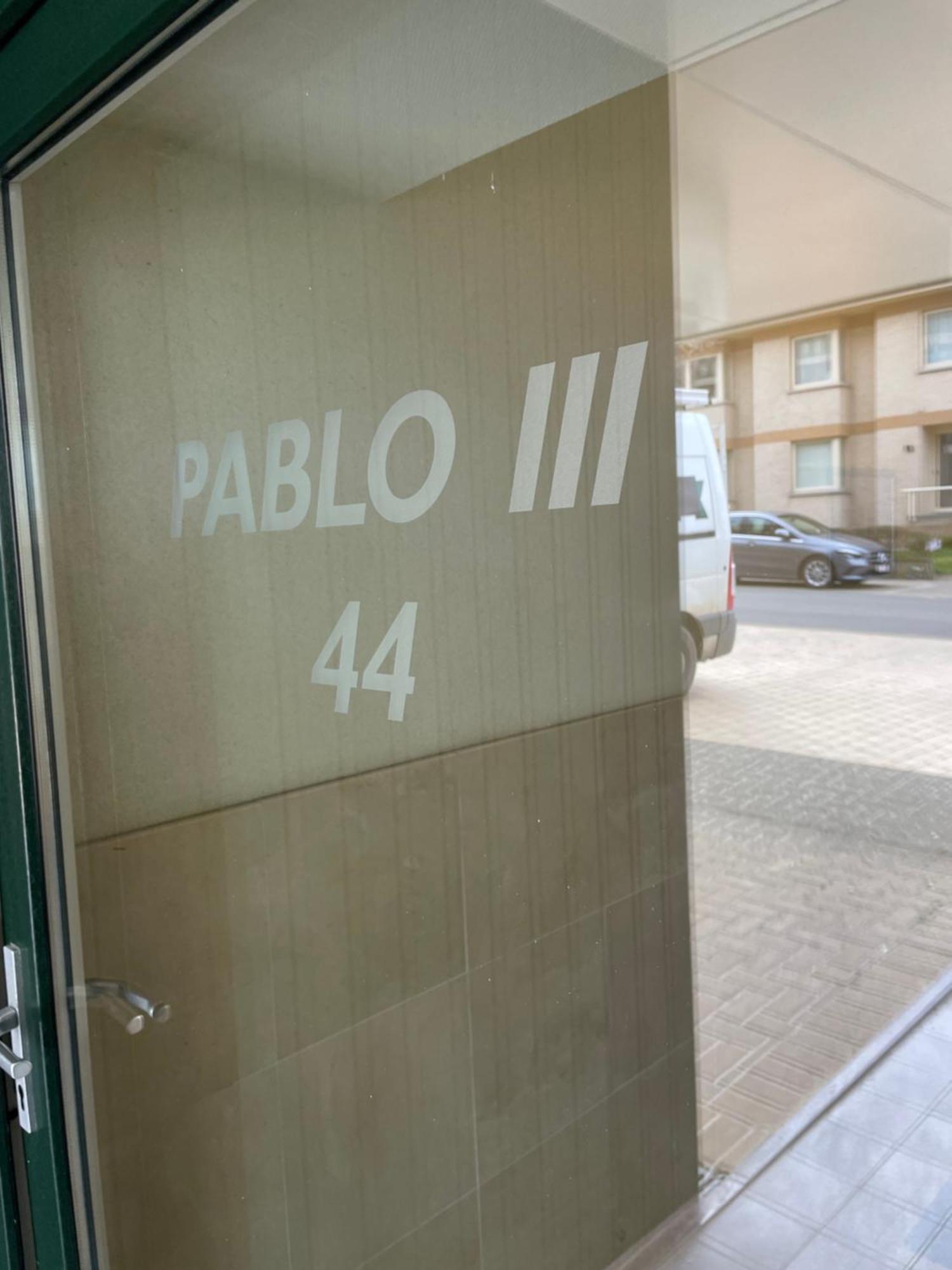 Appartement Pablo met garagebox 50m van zee Koksijde Buitenkant foto
