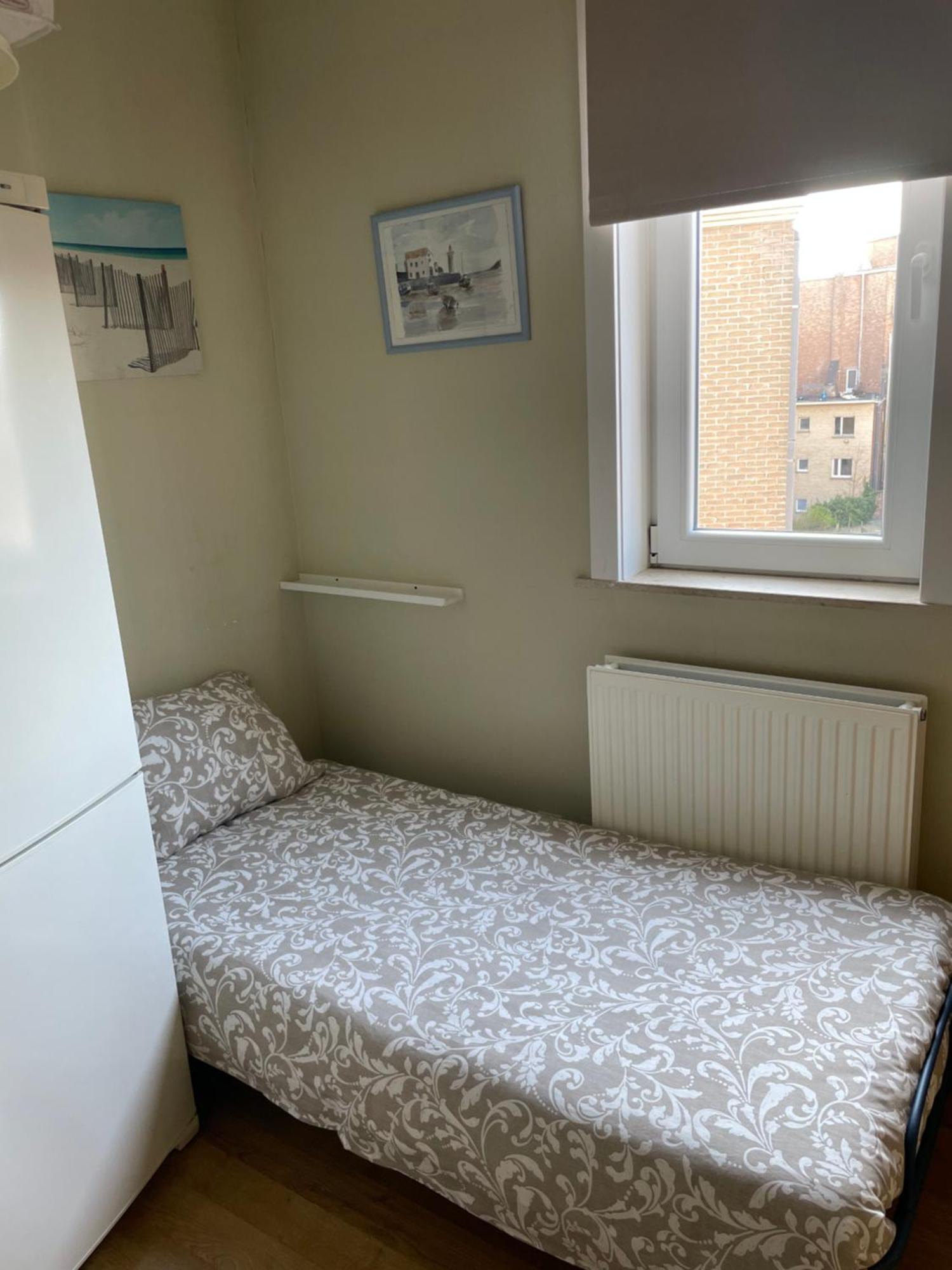 Appartement Pablo met garagebox 50m van zee Koksijde Buitenkant foto